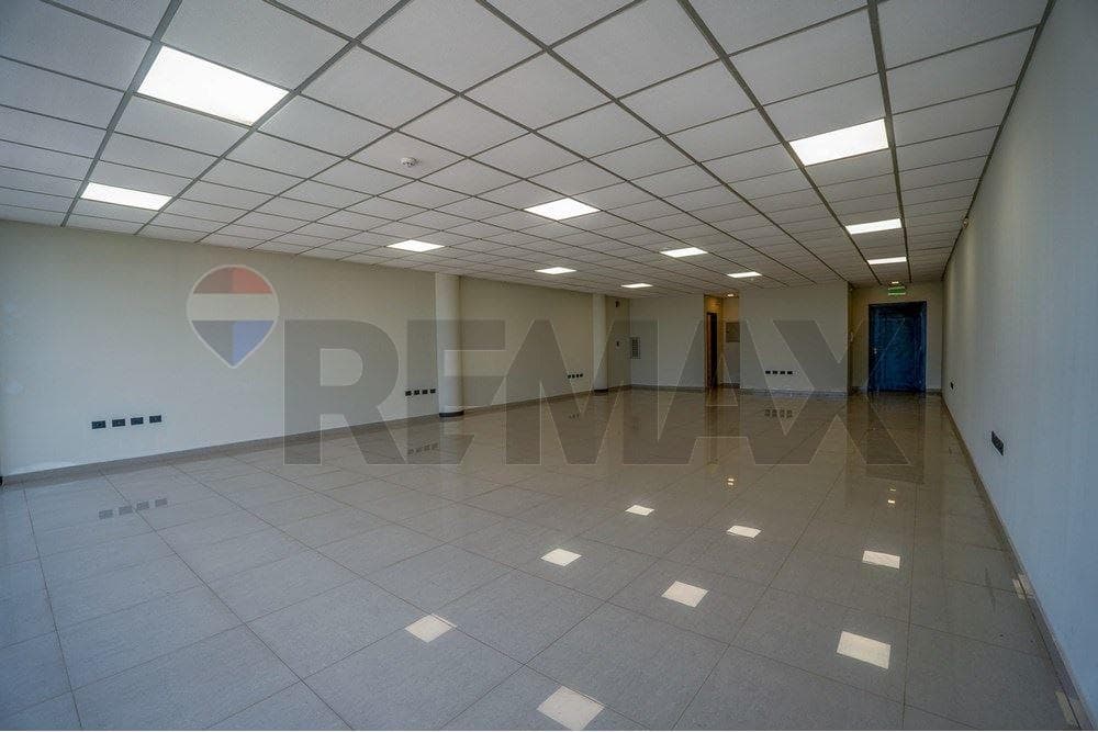 En venta – oficina en sky center, foto 4