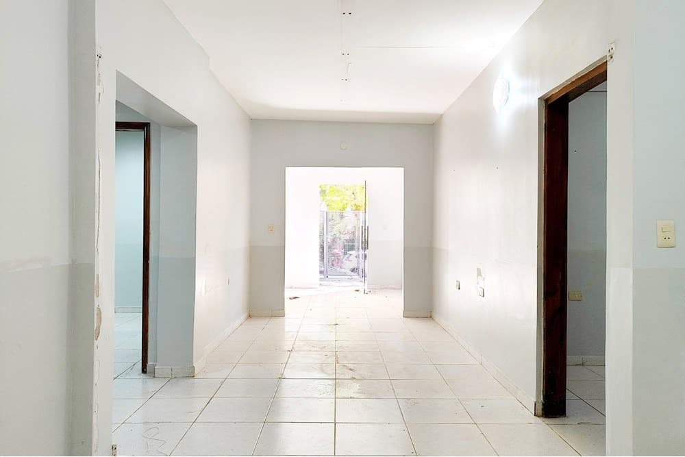Terreno en esquina en barrio residencial, foto 3