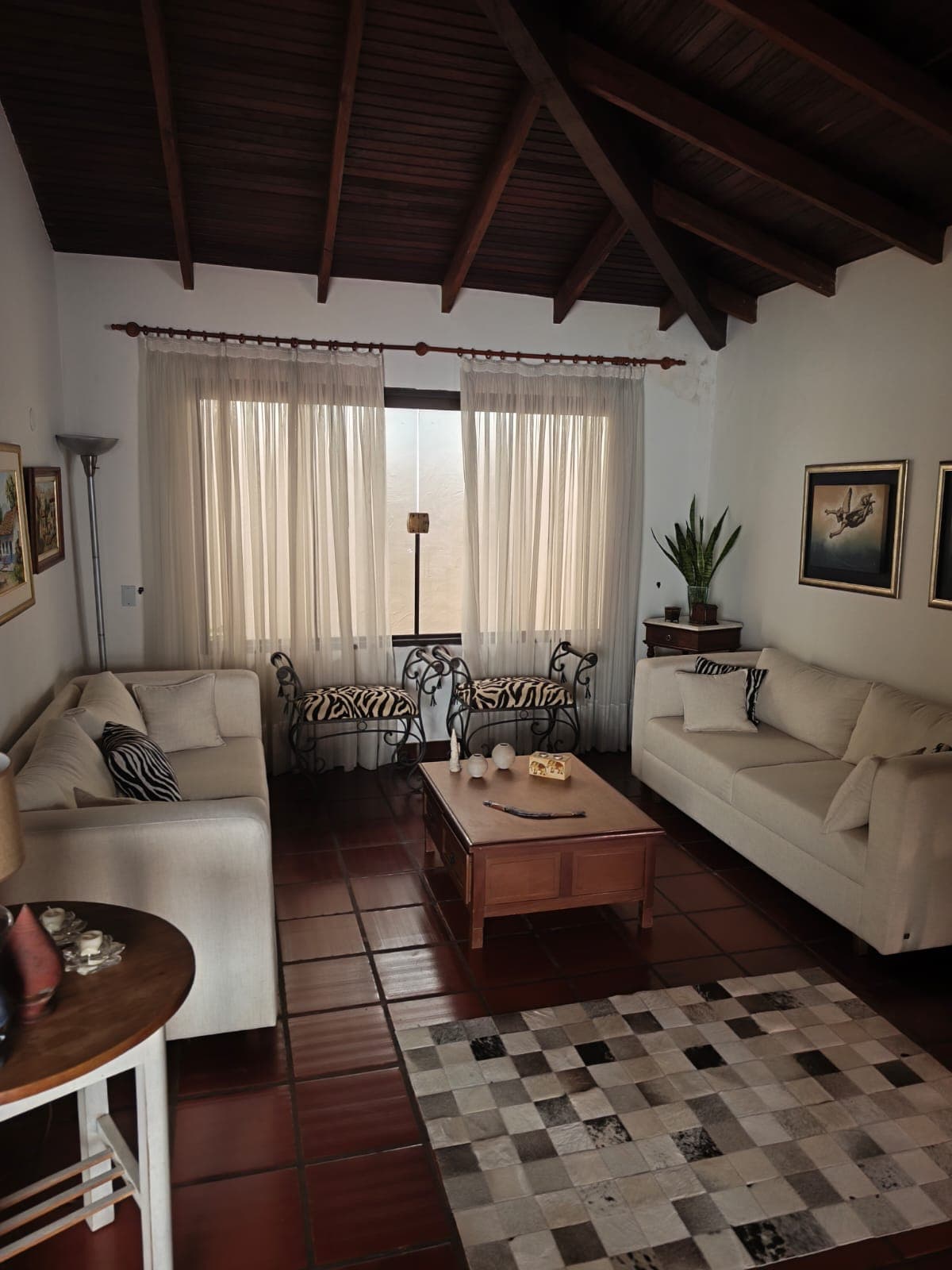 Amplia propiedad en el corazón de Villa Morra, foto 1