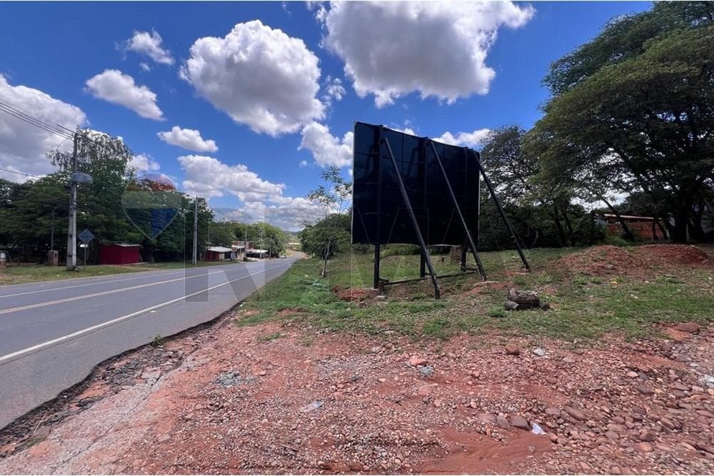 Venta terreno en Luque