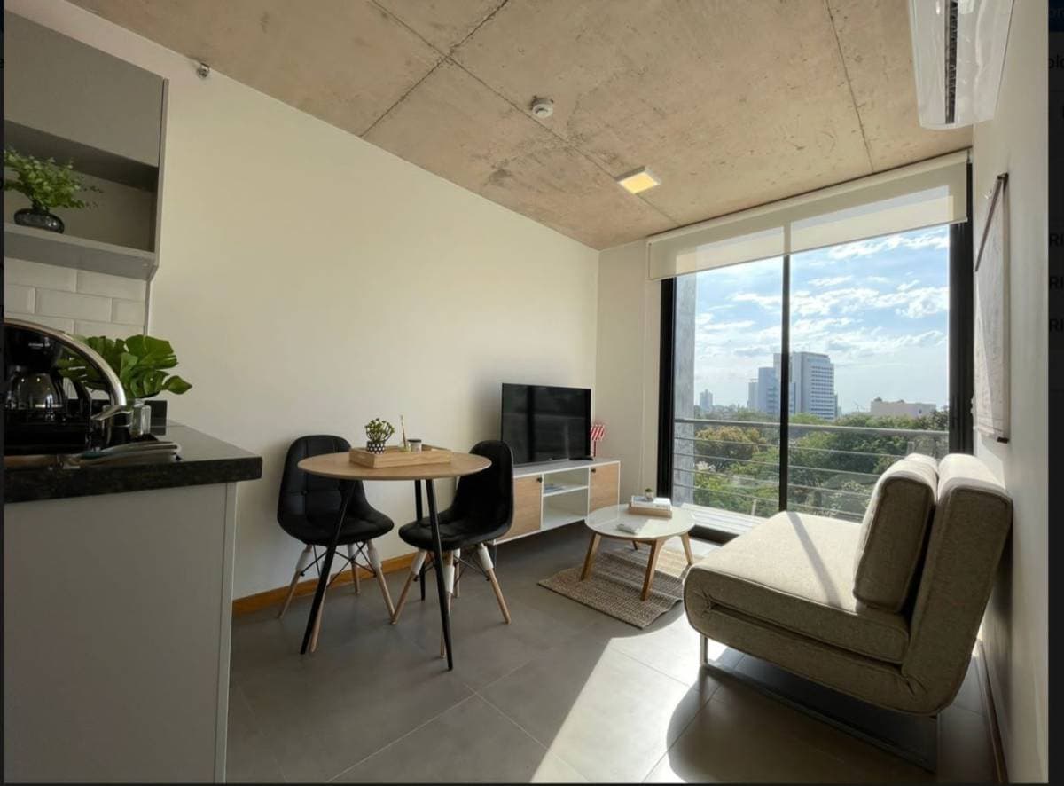 Departamento de 1 dormitorio completamente amoblado en eje corporativo — foto 2