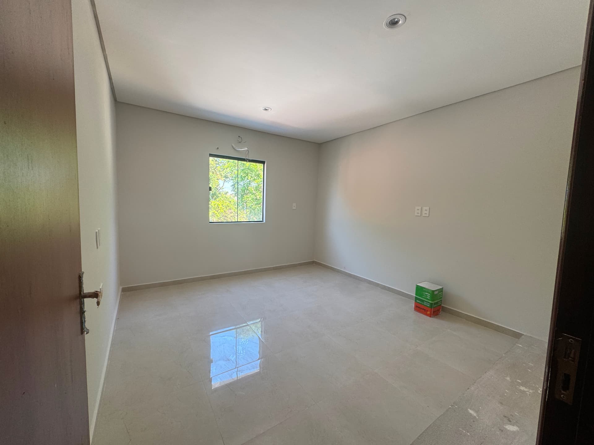 Súper amplio duplex a estrenar en cuarto barrio Luque, foto 3