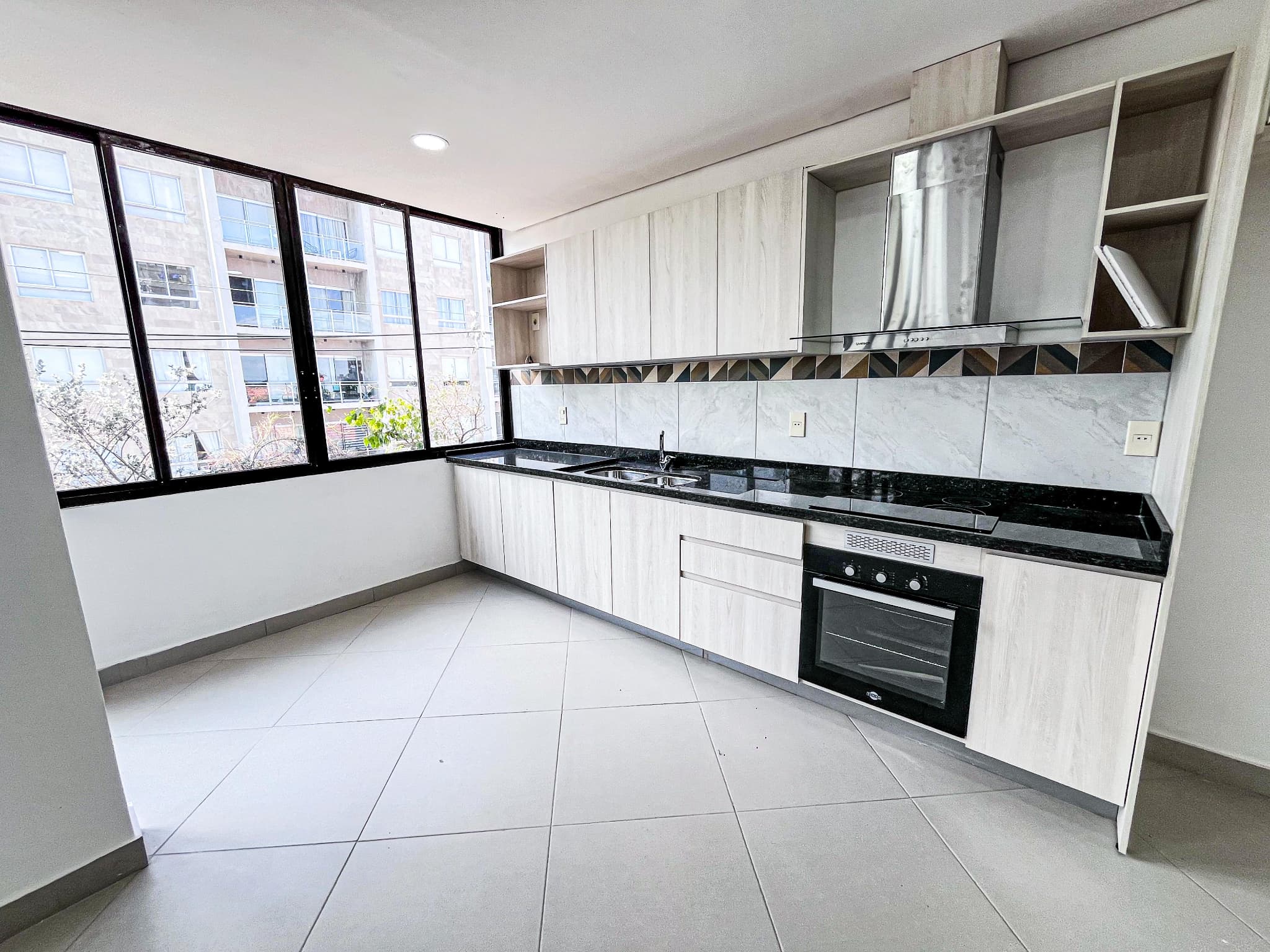 Departamento De 2 Dormitorios Con Y Sin Muebles - Barrio Herrera, foto 1