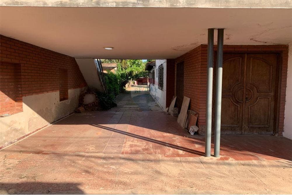 Casa Comercial sobre Aviadores c/ Trinidad – Ideal Oficina, foto 2