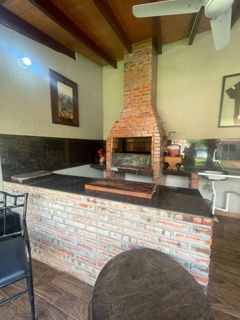 Casa con Piscina en Venta – Capiatá, Ruta 2 zona Piro'y, foto 3