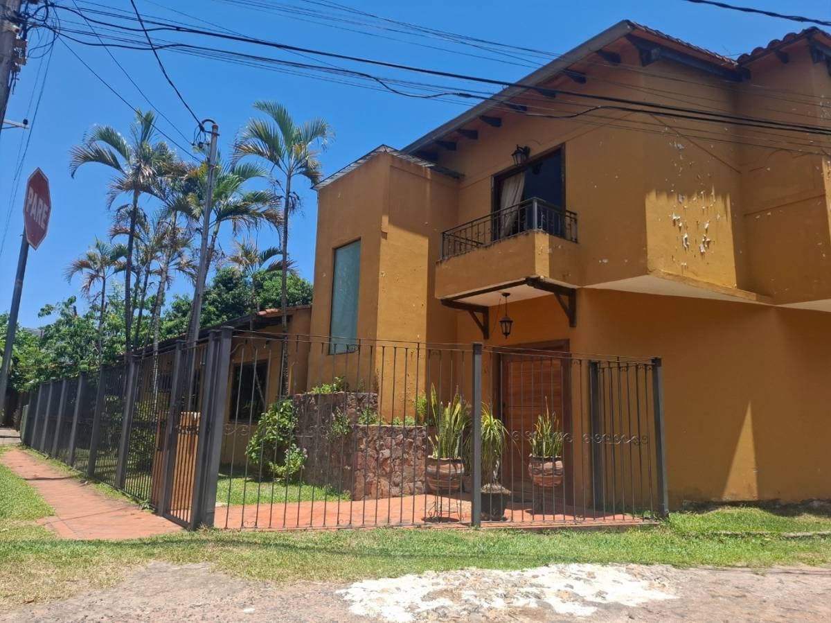 Casa en Fernando de la Mora zona norte, foto 3