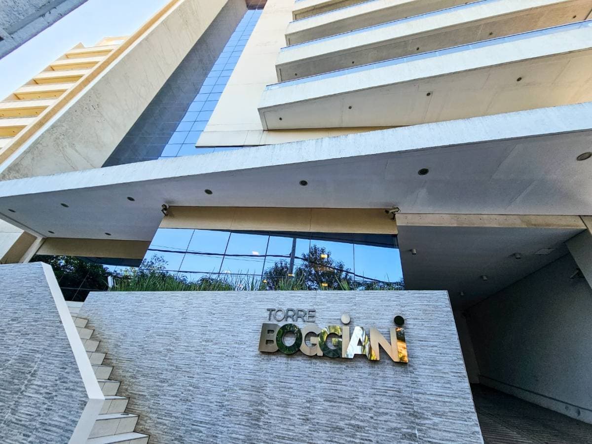 Amplio departamento ubicado en el Edificio Torre Boggiani — foto 1