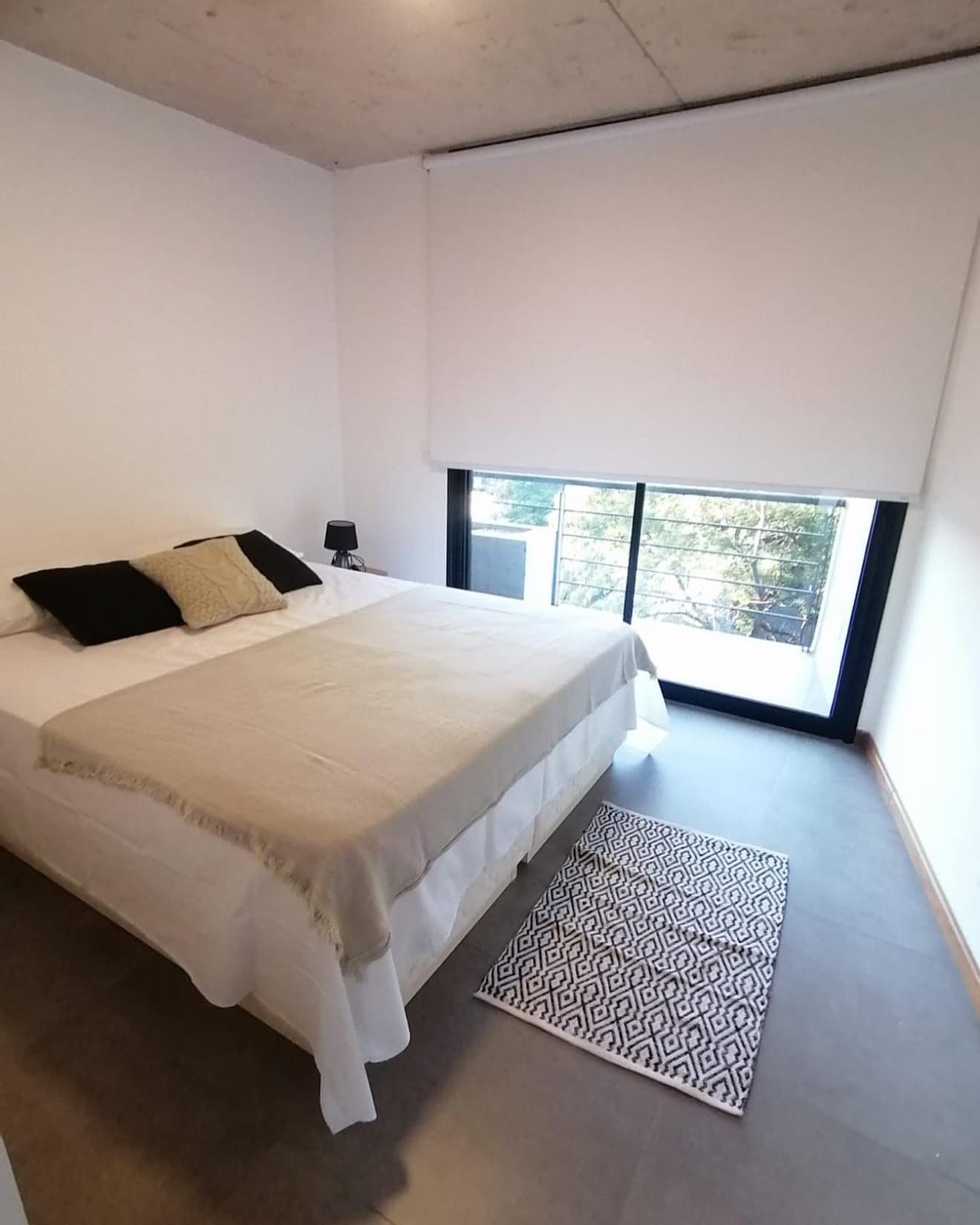 Departamento Totalmente Amoblado Zona Paseo La Galería — foto 3