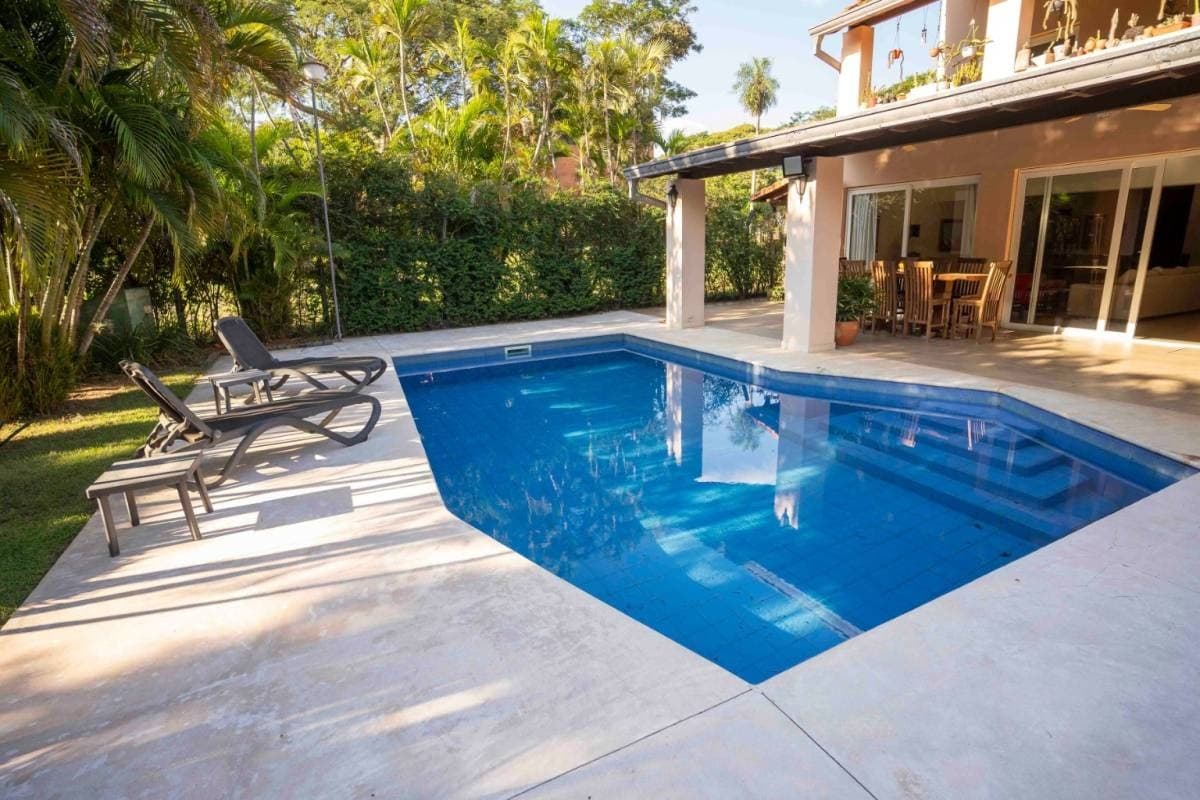 EN VENTA Exclusiva Residencia de 5 habitaciones sobre Avda. del Yatch - Lambaré, foto 5