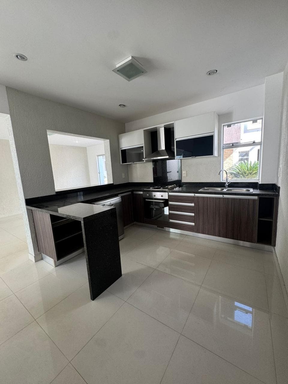 Dúplex a Estrenar en Condominio Costa Rica II – 3 Dorm – Zona Avda. Perón, foto 4