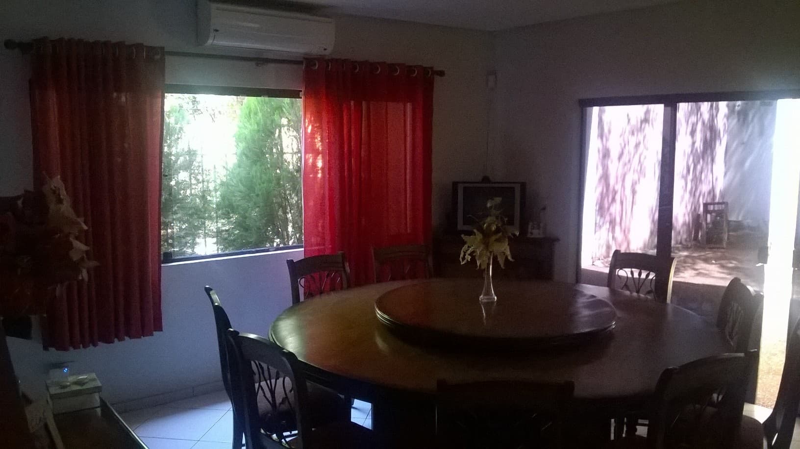 Casa barrio republicano en esquina sobre av. Japón — foto 2