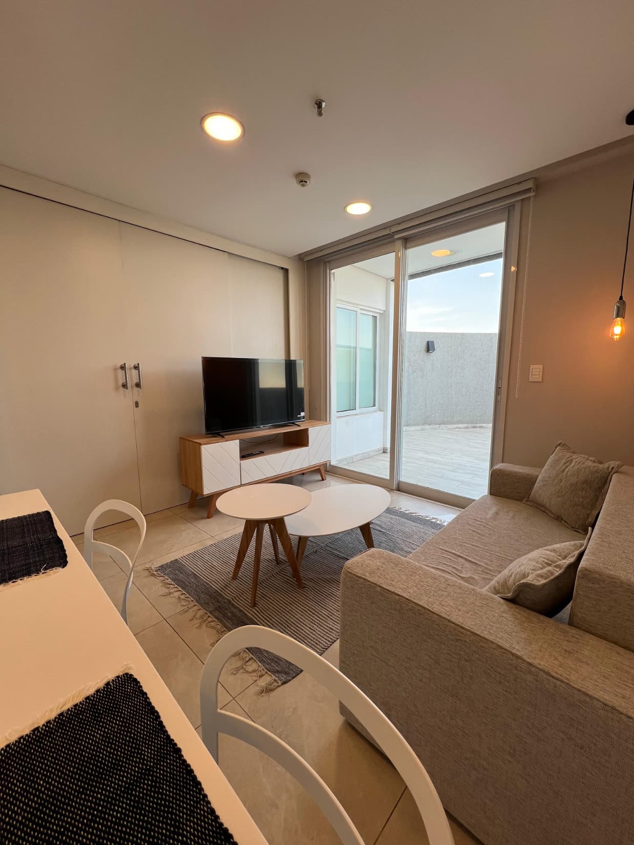 En alquiler loft amoblado en ykua sati — foto 2