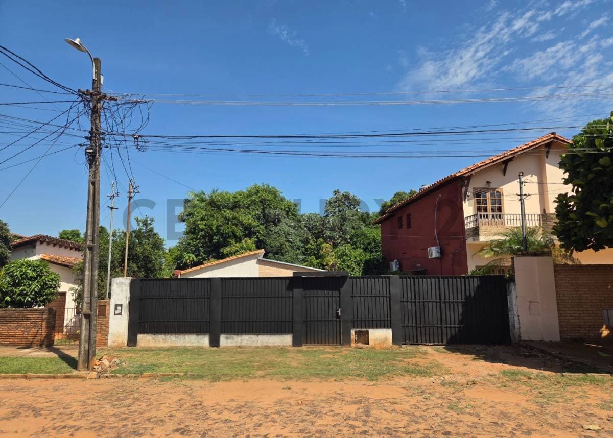 En venta - casa en Fernando de la Mora zona norte, foto 1