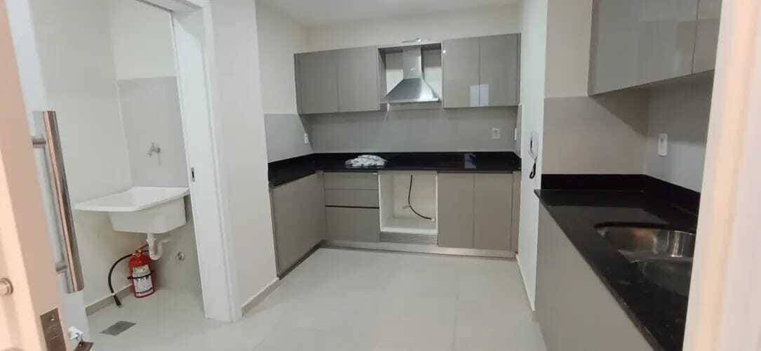 Departamento de tres dormitorios en venta en Villa Morra, foto 3