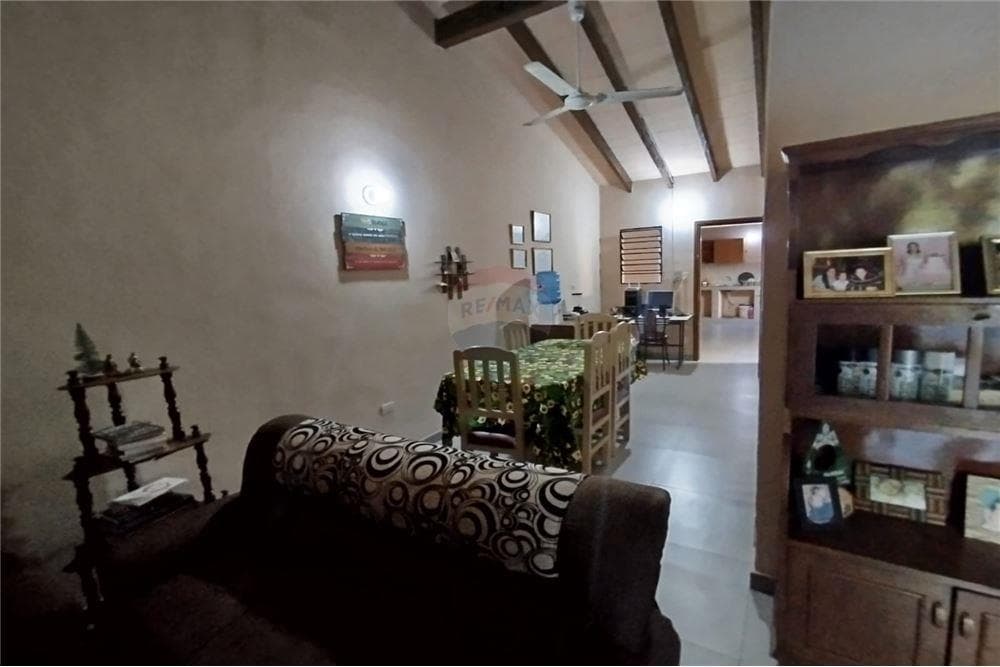 Vendo casa en vista alegre a pasos de eusebio ayala