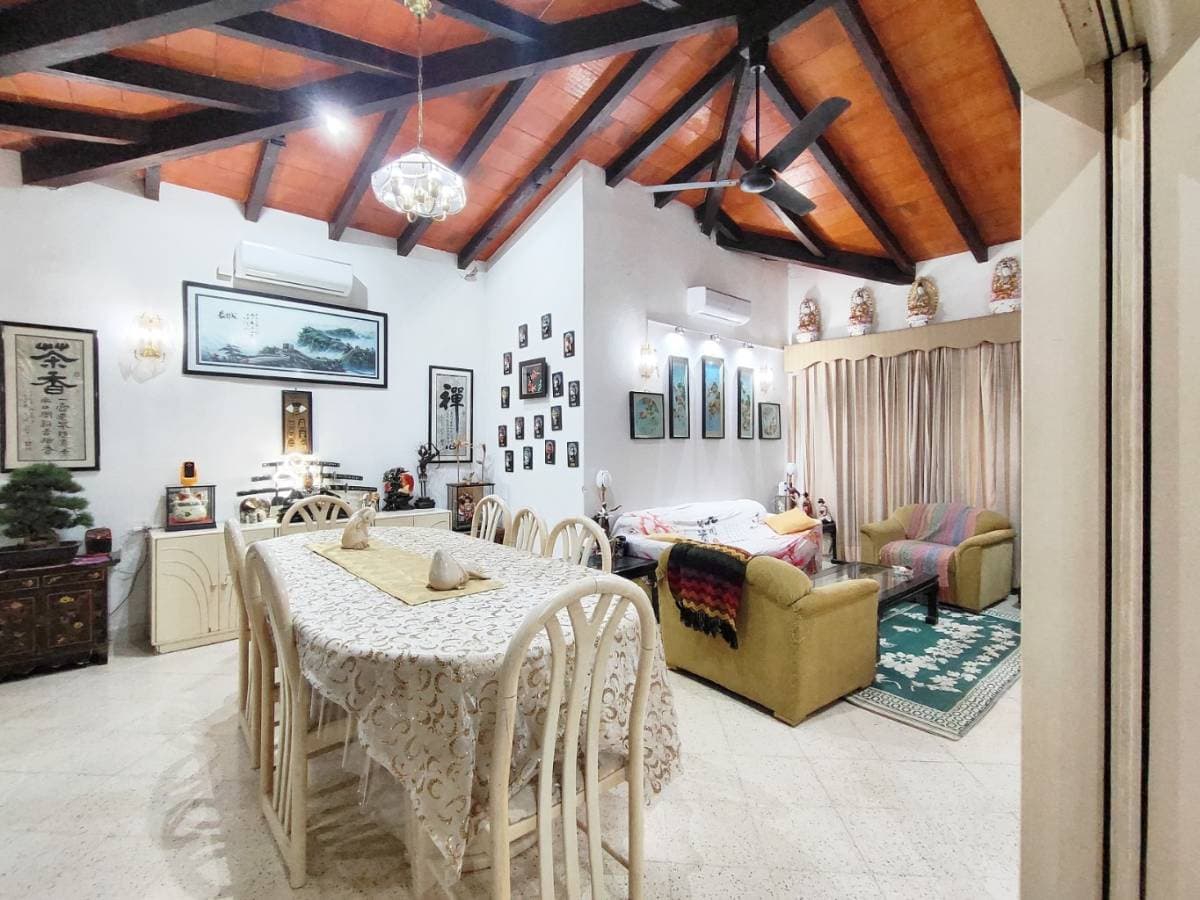 Tres casas en barrio Jara Asunción, foto 3