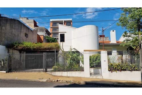 Casa 563m2 Ciudad Nueva, Asunción