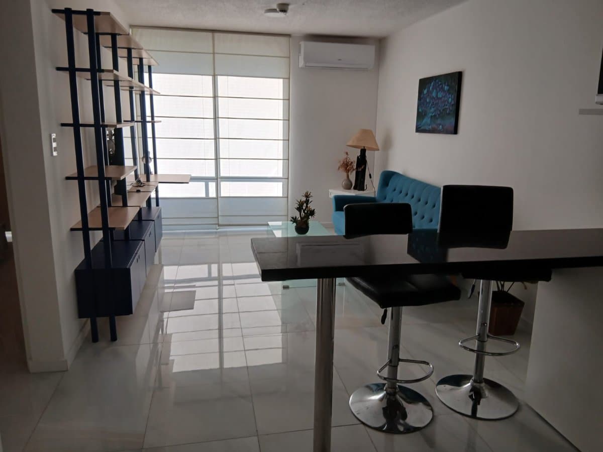 departamento amoblado de 1 habitación en Altamira Surubi´i — foto 3