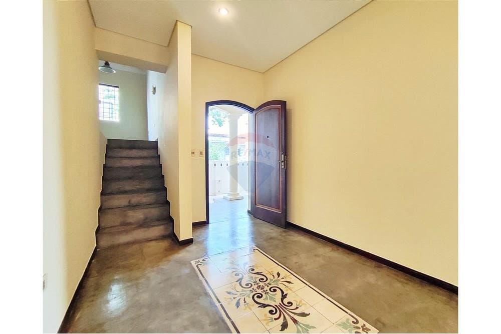 Casa en el centro de asuncion remodelada a nueva, foto 2