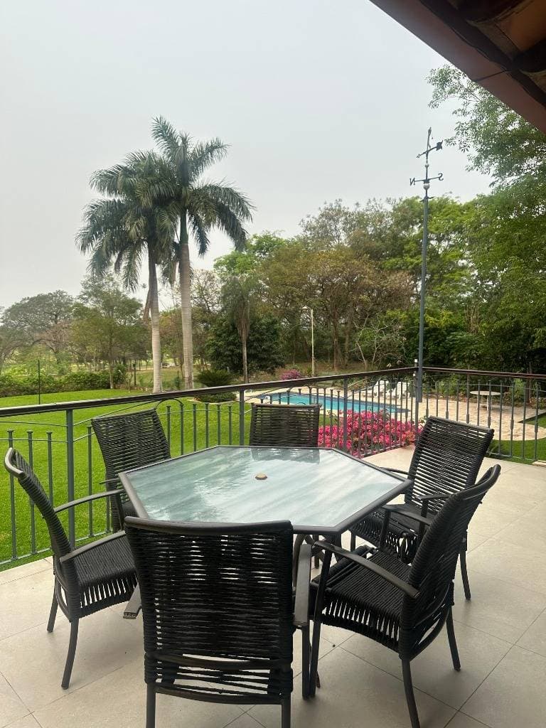 Hermosa casa en surubi'i, foto 5