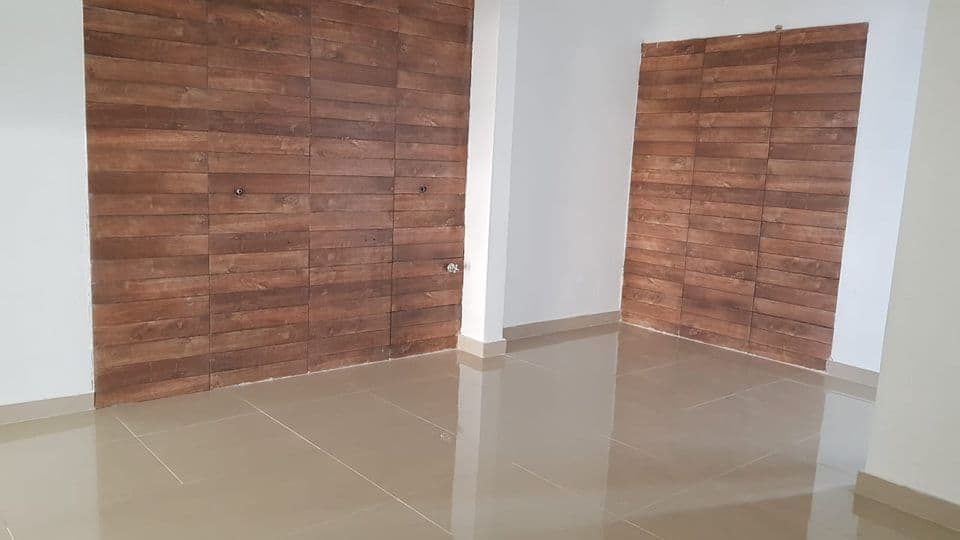 Salón comercial en Asunción sobre avenida perú cod 088, foto 4