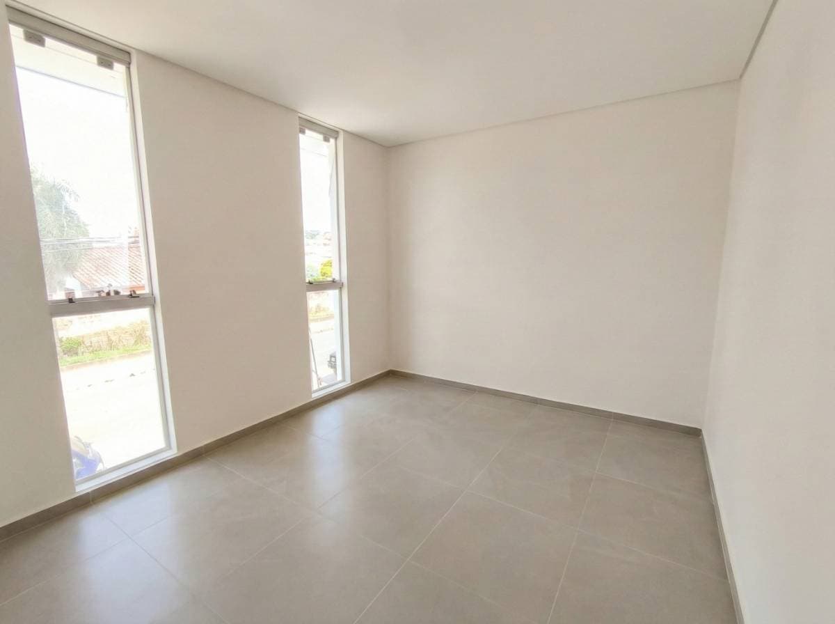 duplex a estrenar de 3 dormitorios en Fernando de la Mora zona norte, foto 2