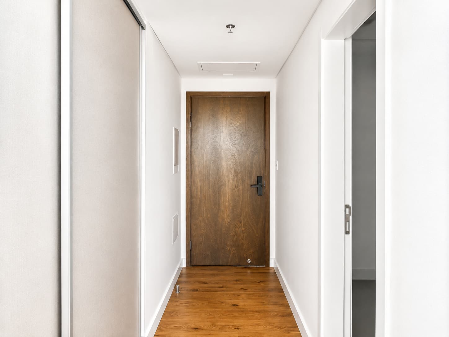 Studio For Sale - Walking Distance to Shopping Mariscal, foto 4