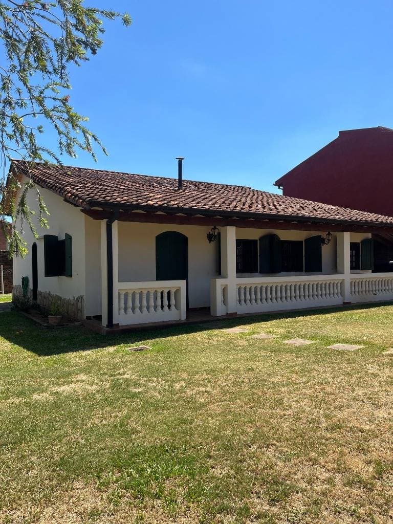 En venta – Casa colonial con gran potencial de inversión