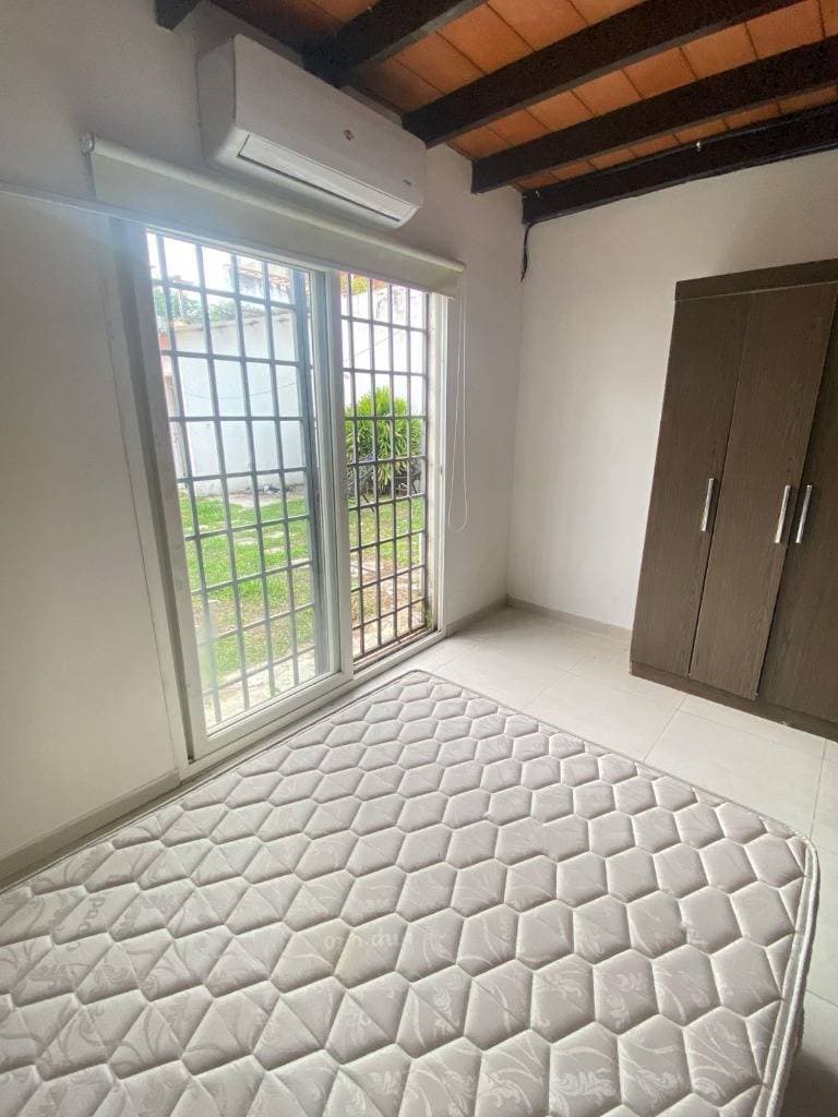 Casa con piscina en Las Mercedes | Asunción