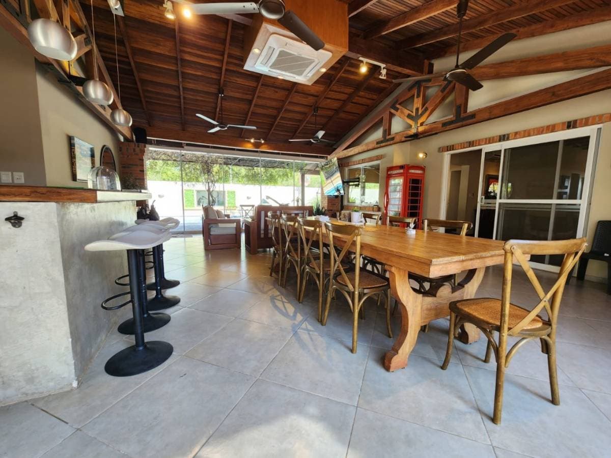 Oferta alquilo lujosa residencia en Luque, foto 5