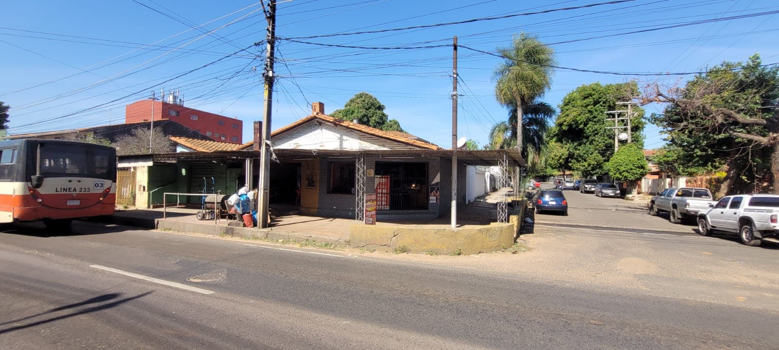 Vendo casa a demoler ó refaccionar s/ defensores!!