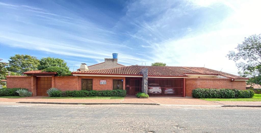 Casa Moderna En Venta. Zona Marito Roga — foto 1