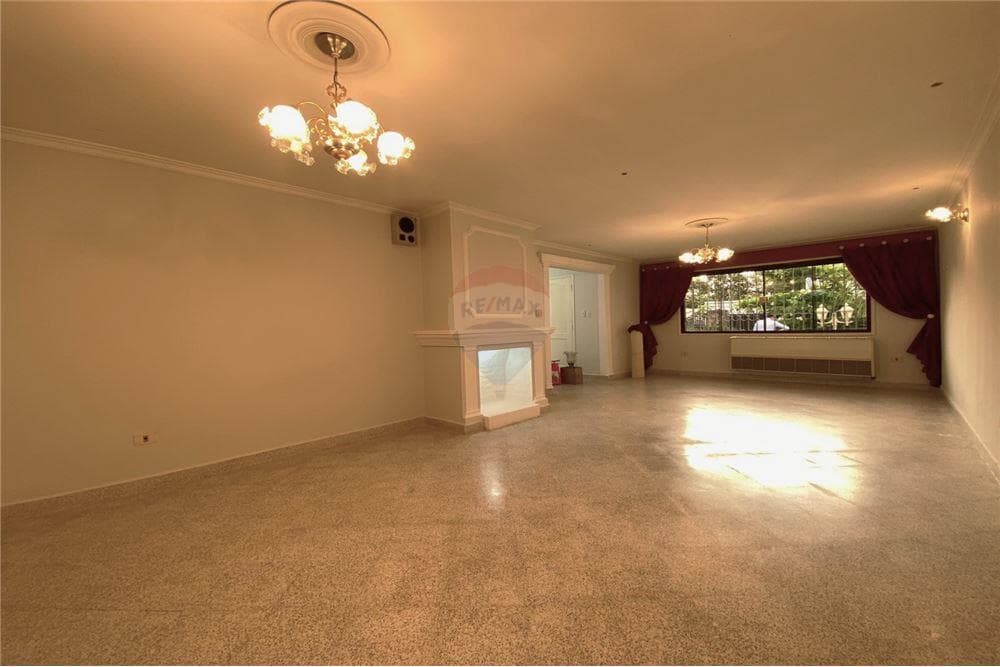 Casa de 3 dormitorios en Bo. Vista Alegre-Asunción, foto 4