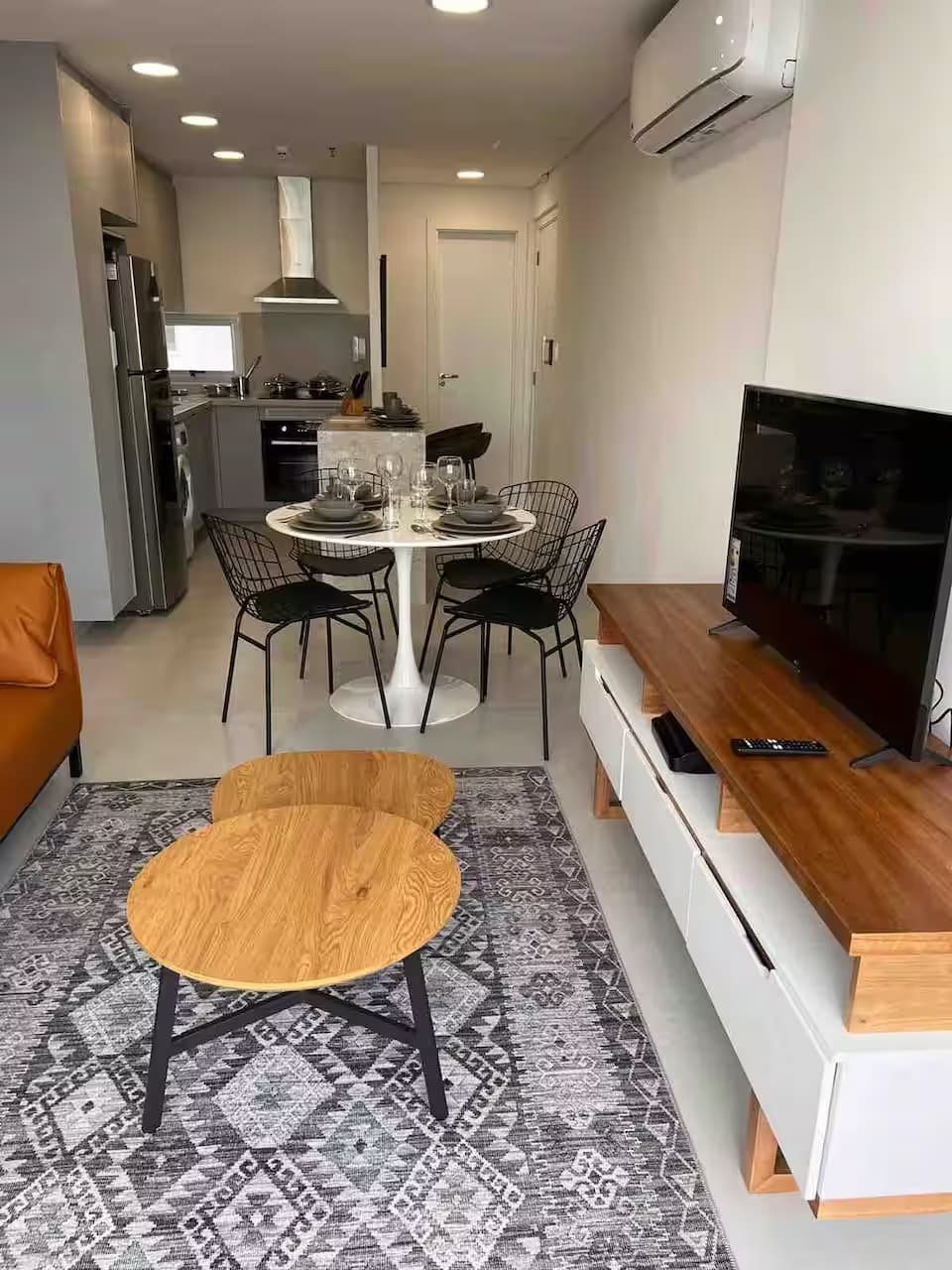Departamento Full Amoblado – 2 Dormitorios + 1 cochera techada EN MBURUCUYA, foto 4
