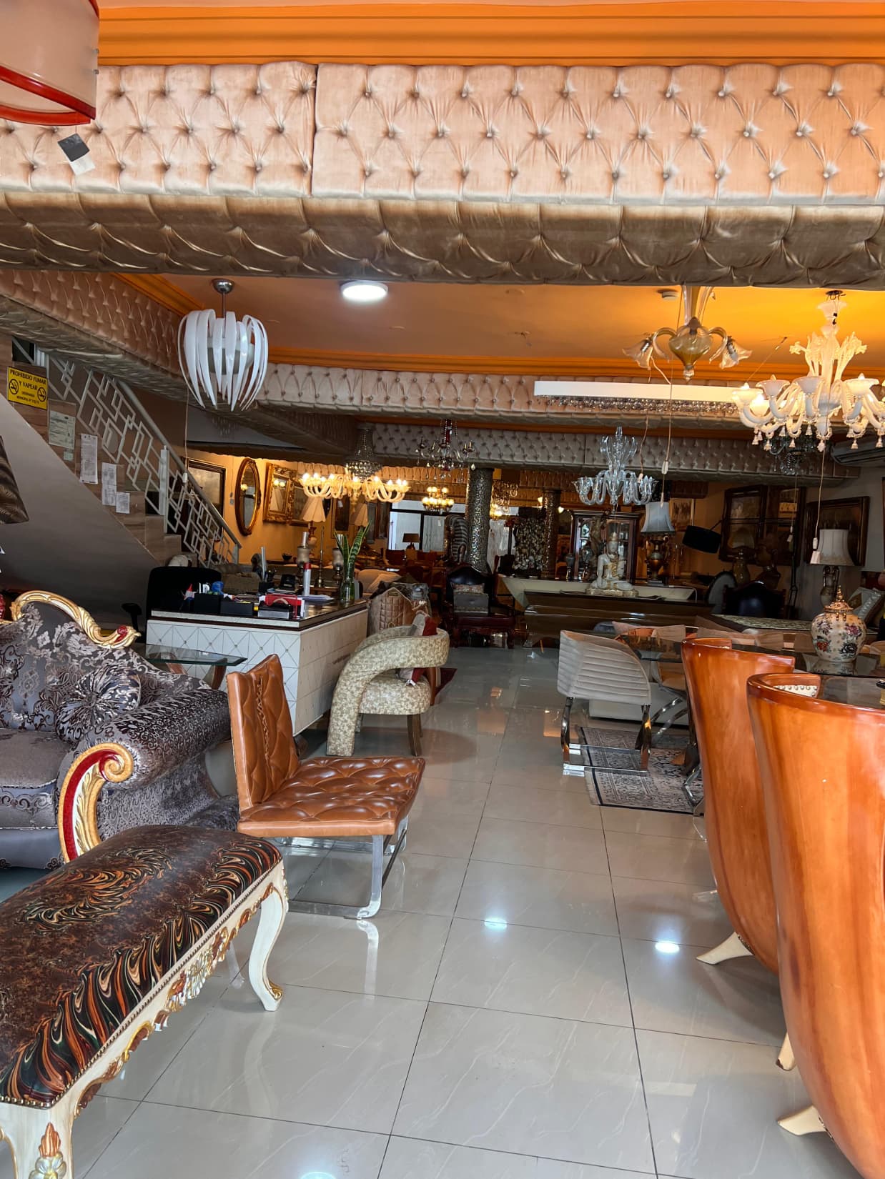 Super buena ubicacion!! Alquilo local comercial en paseo Carmelitas - 20.000 usd (y también vendo), foto 2