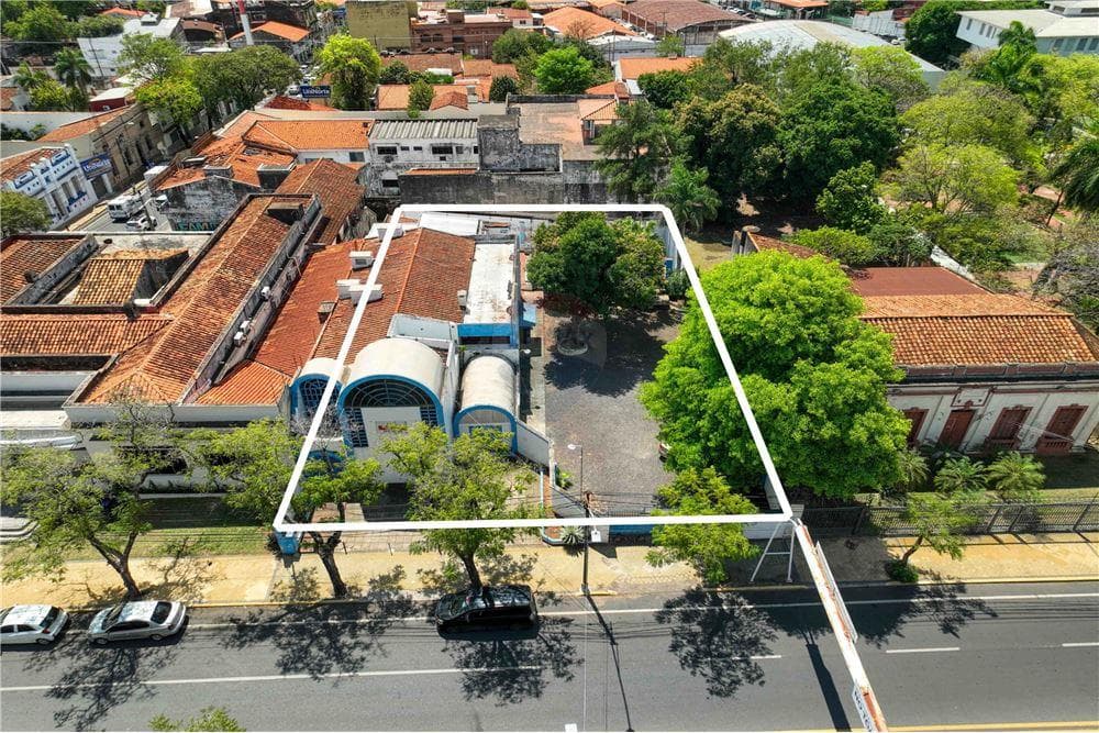 Amplio Terreno De 1093 M2 Sobre Mcal López, foto 3