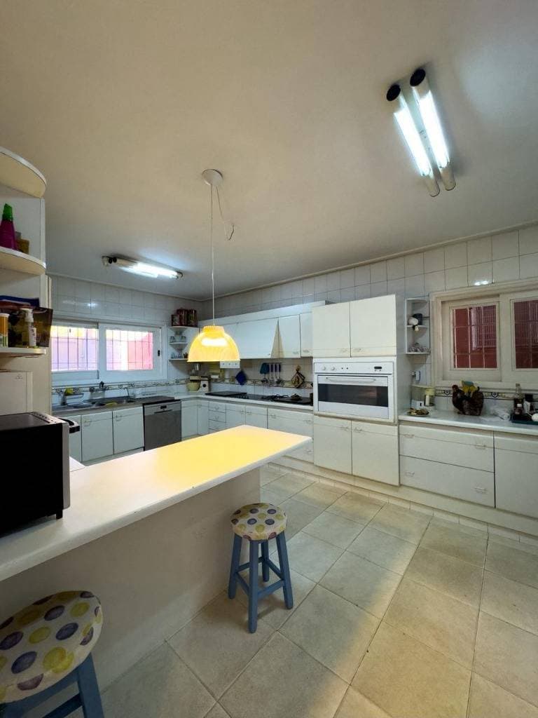 Amplia residencia en zona uca - santa librada (Asunción), foto 5