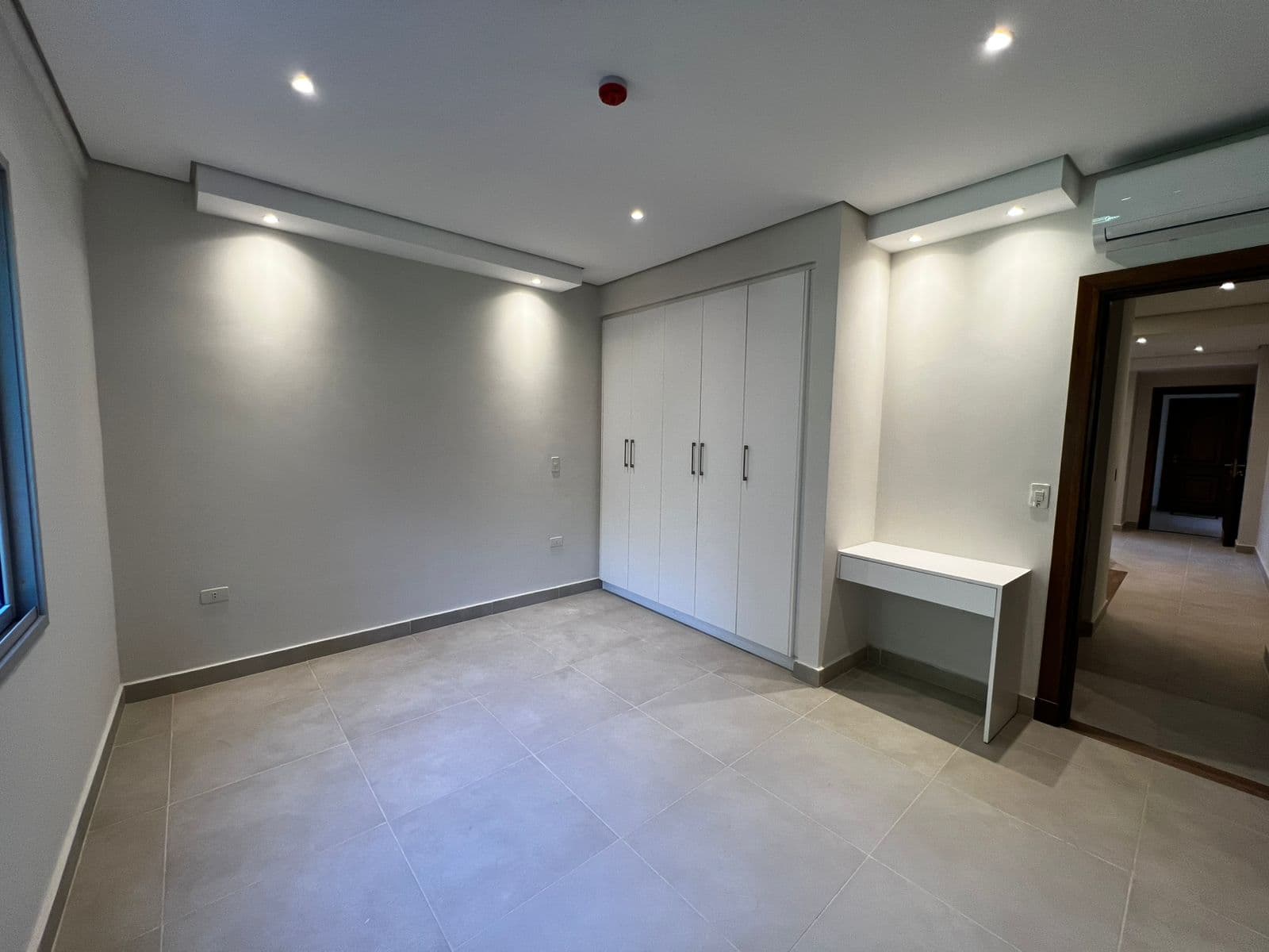ALQUILER de departamento de un dormitorio cerca de la UNA