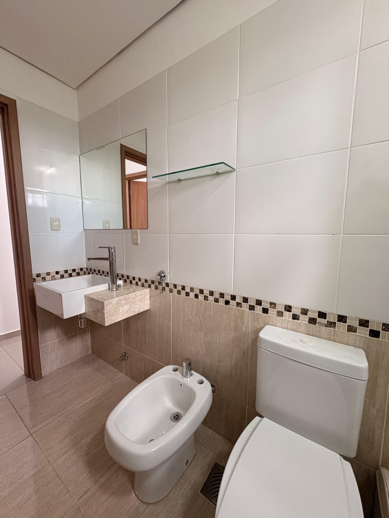 Santísima Trinidad, en alquiler, amplio depto de 1 dormitorio, foto 3