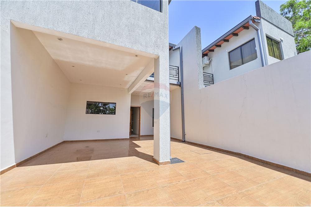 Duplex a estrenar en Lambaré límite con Asunción, foto 2