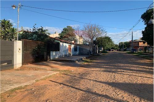 Terreno en Luque, foto 2
