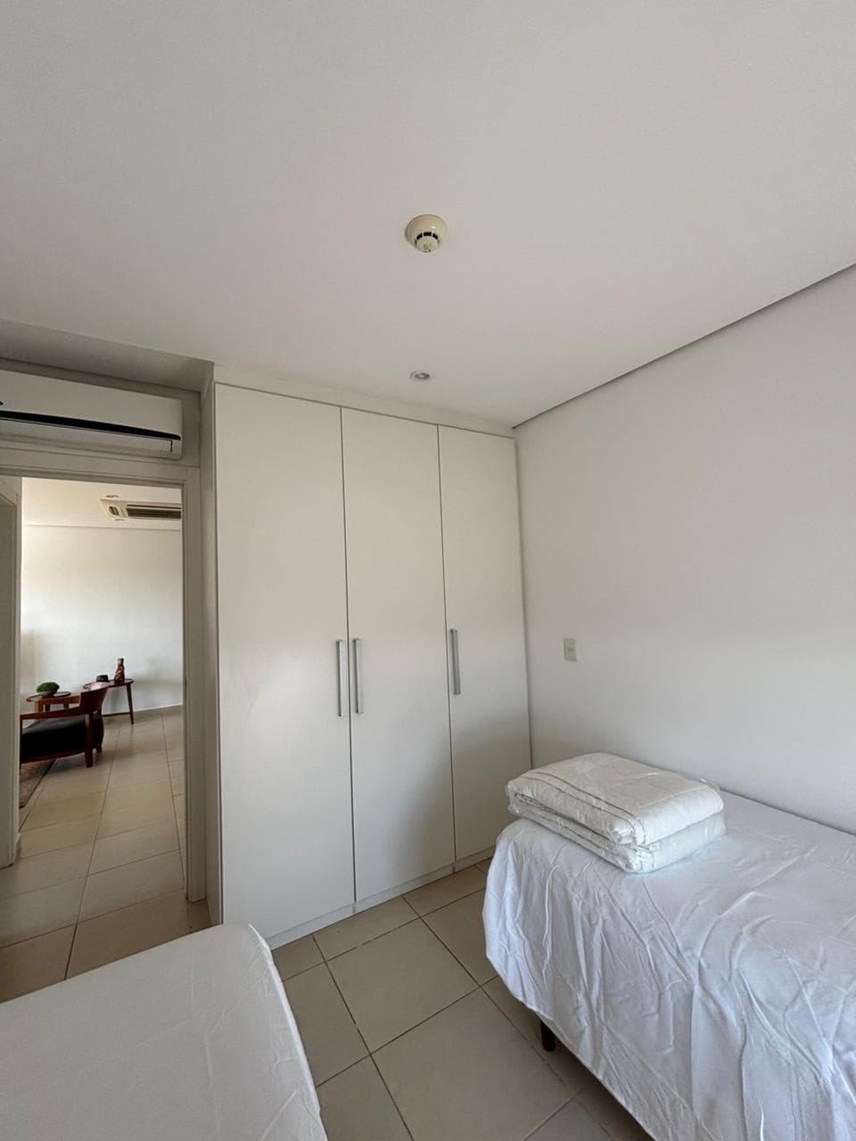 Departamento Amoblado de 2 Habitaciones, Barrio Mburucuya - CLAP7787843 — foto 5