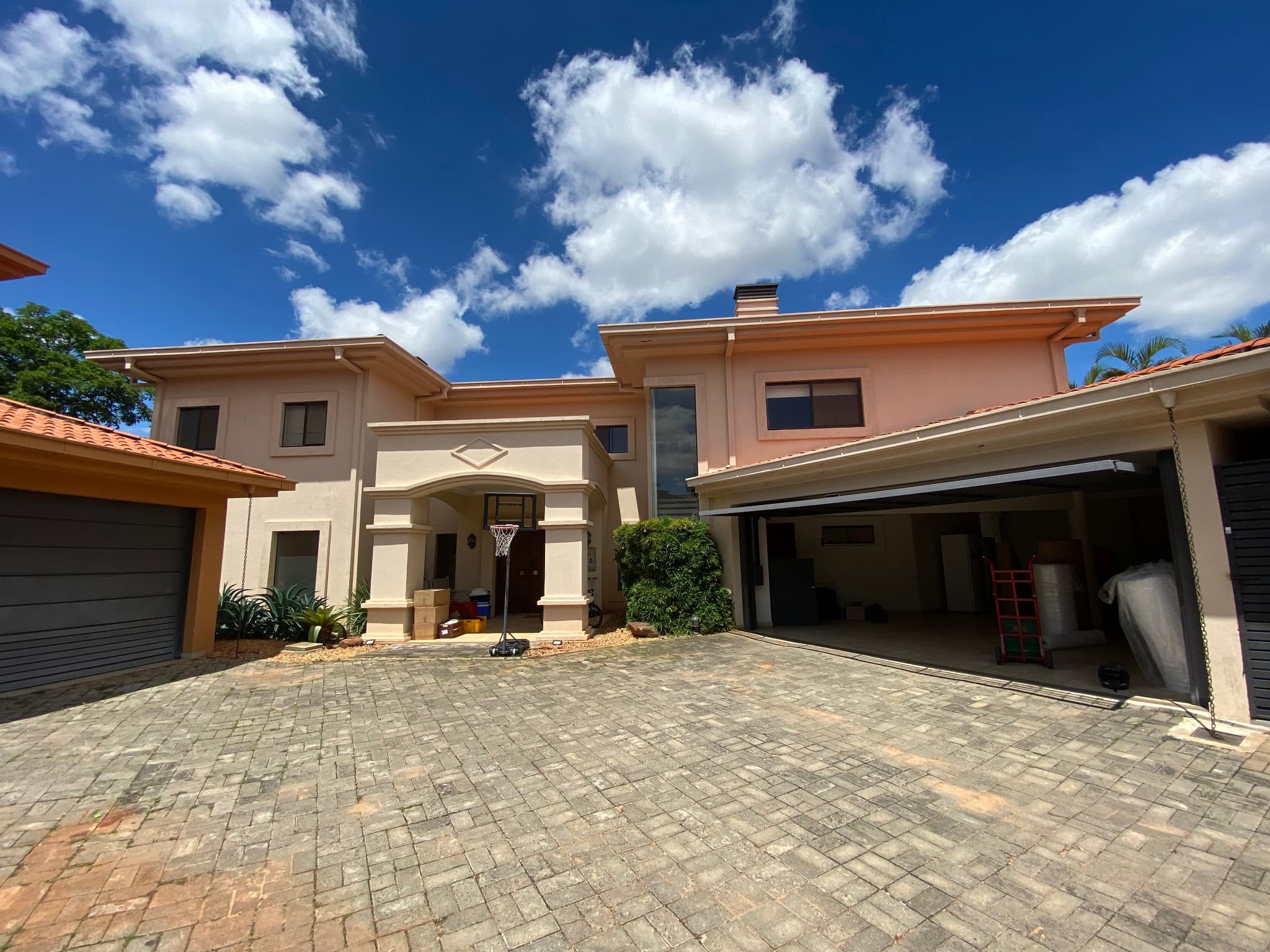 Casa En Condominio Mburucuya, foto 4