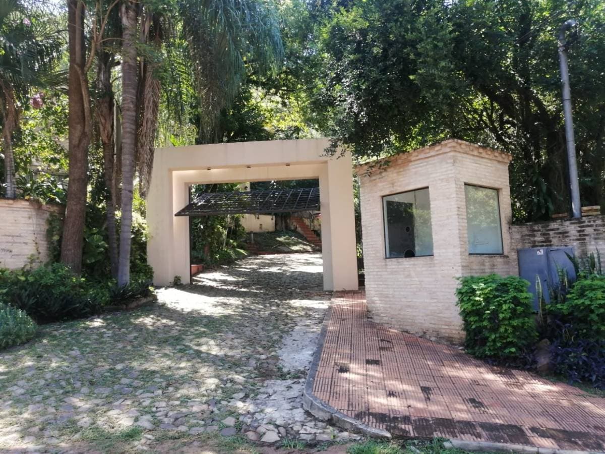 Casa en Venta 3 dormitorios - San Bernardino, Cordillera, foto 2