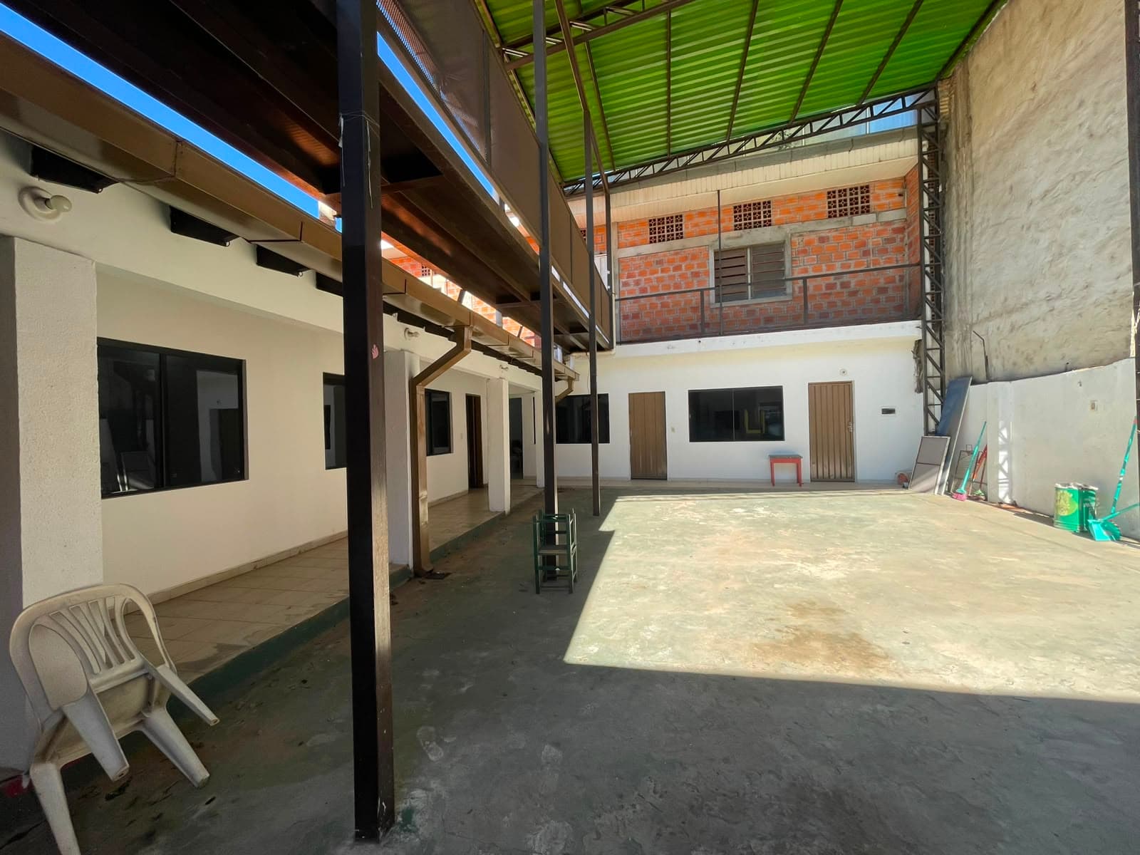 Se alquila Salones Comerciales en Alquiler – Excelente Ubicación!, foto 3