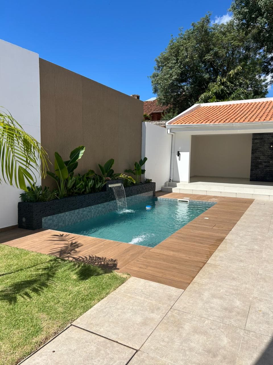 Vendo hermosa casa en barrio Jara