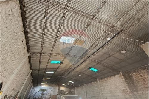En Venta amplio Tinglado en el barrio Herrera, foto 3
