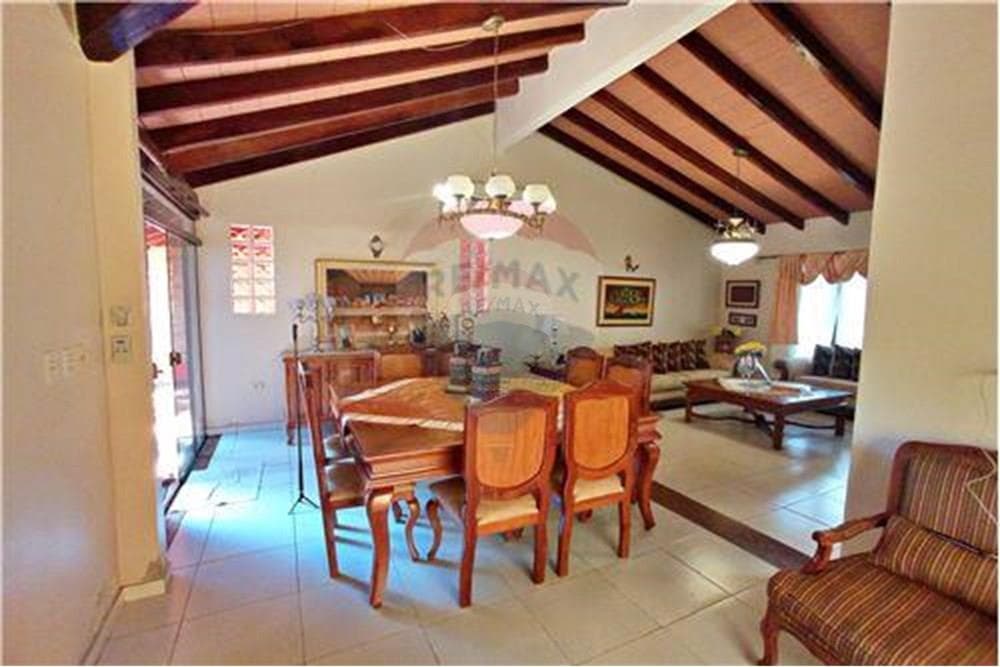 Casa - Venta - Paraguay Central Luque, invierte en un nuevo hogar!, foto 3
