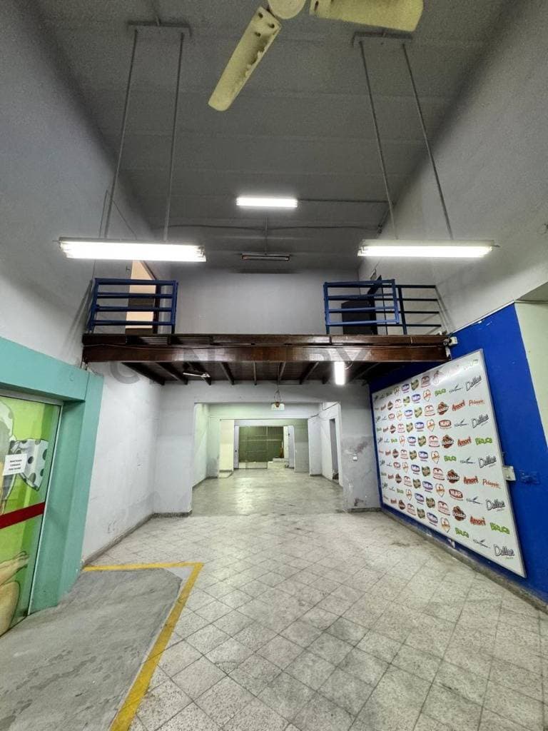 Amplia propiedad con tiglados y oficinas en alquiler en el centro de asuncion, foto 3