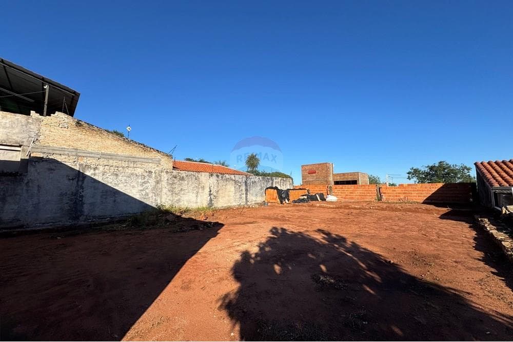Amplia casa en Lambaré — foto 3